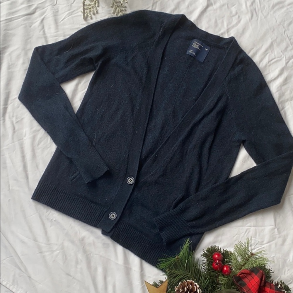 American Eagle Cardigan with buttons